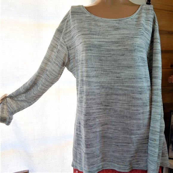 Columbia Tops - Columbia Gray & White Casual Top - X-Lge